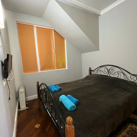 Guest House Esma Sukhumi Luaran gambar