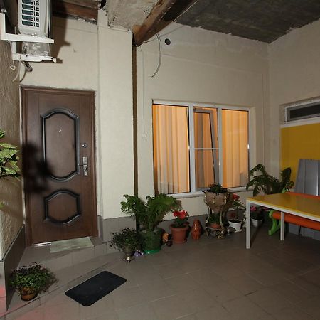 Guest House Esma Sukhumi Luaran gambar