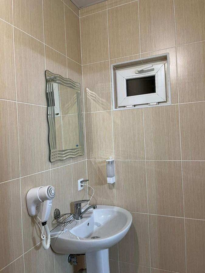 Guest House Esma Sukhumi Luaran gambar