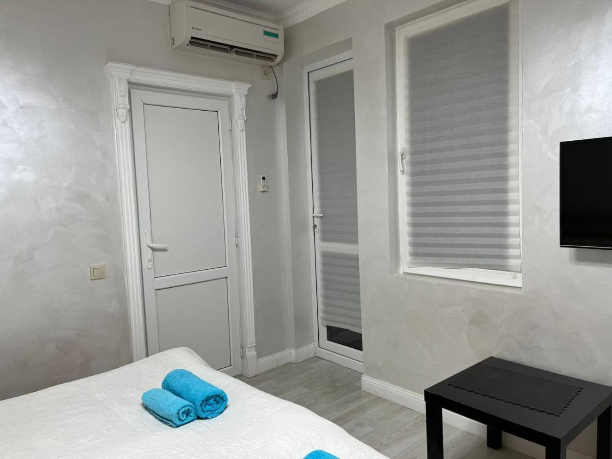 Guest House Esma Sukhumi Luaran gambar
