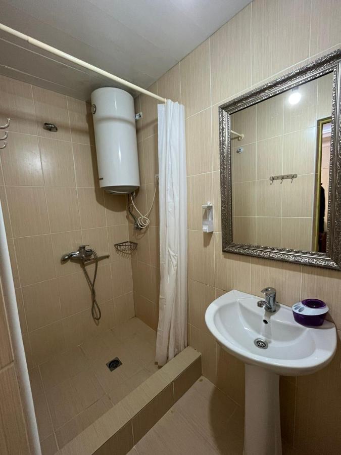 Guest House Esma Sukhumi Luaran gambar