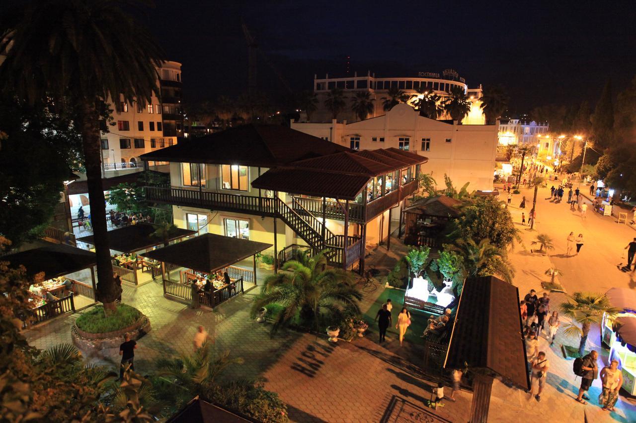 Guest House Esma Sukhumi Luaran gambar