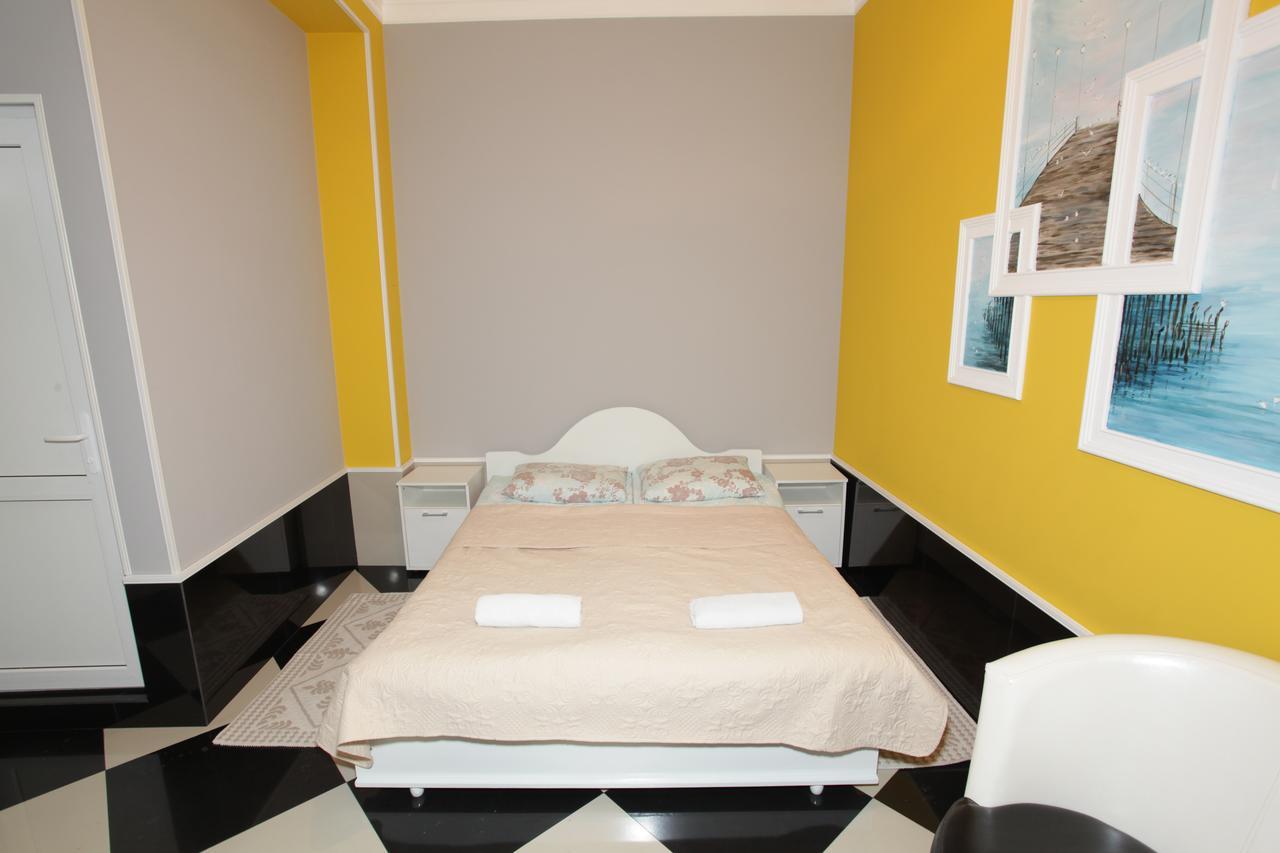 Guest House Esma Sukhumi Luaran gambar