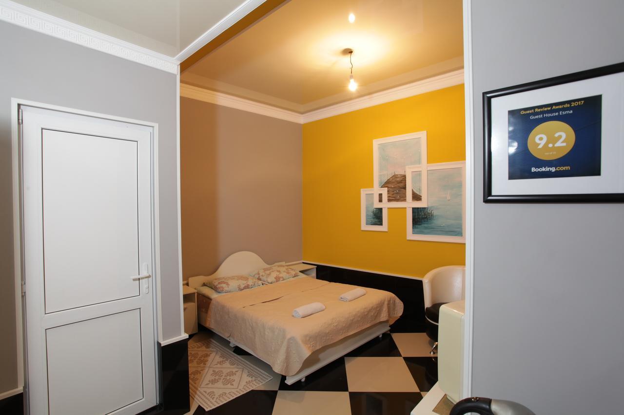 Guest House Esma Sukhumi Luaran gambar