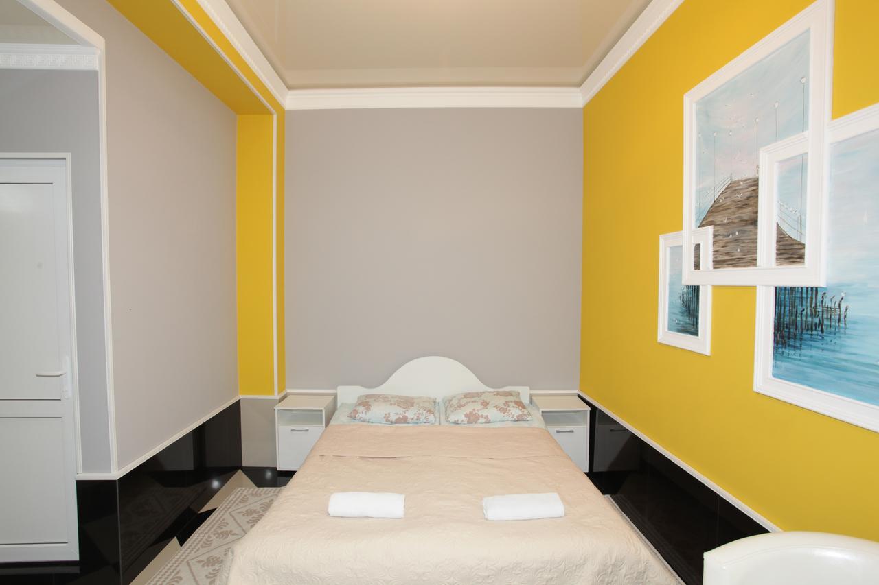 Guest House Esma Sukhumi Luaran gambar