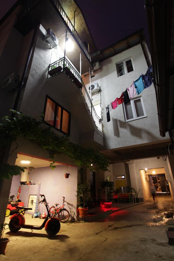 Guest House Esma Sukhumi Luaran gambar